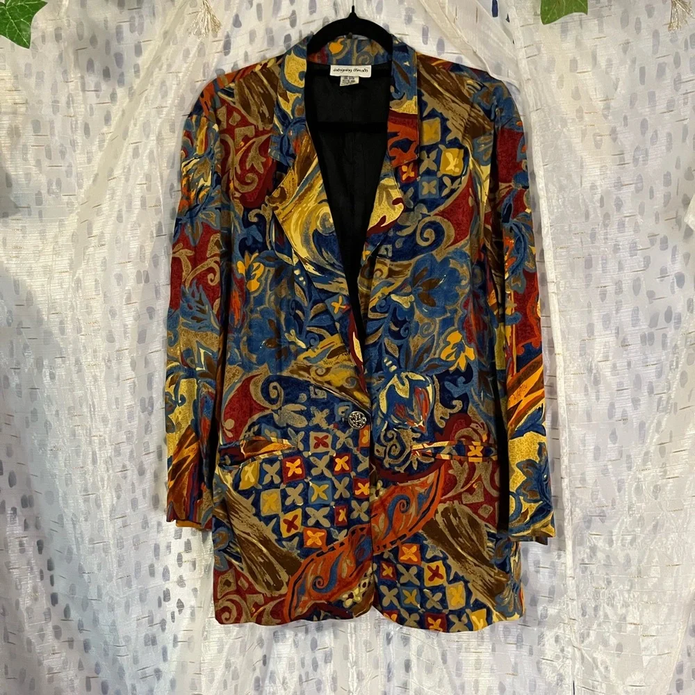 Intriguing Threads Colorful Fall blazer size M
W8 - Picture 2 of 7